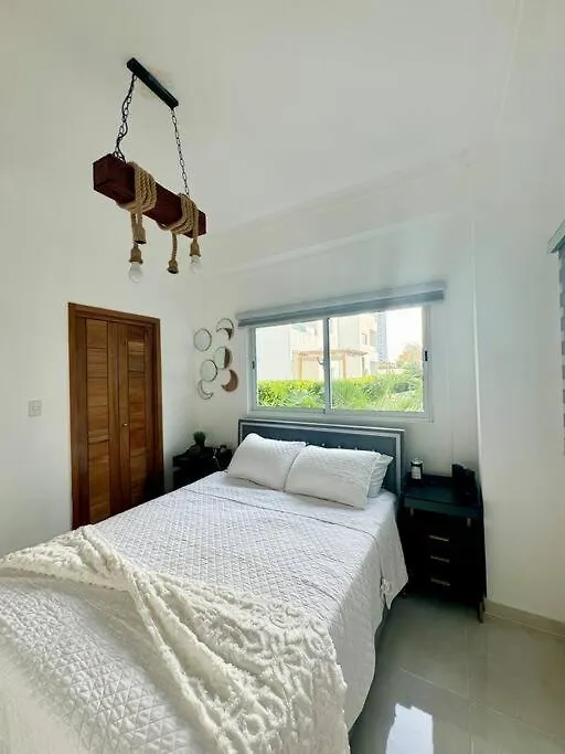 Modern Poolside Patio Apartment Juan Pedro